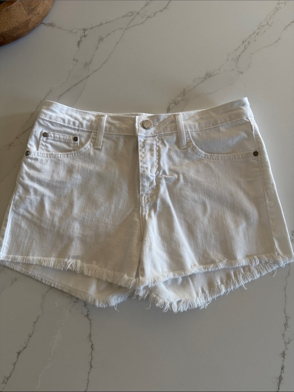 Just Black brand white denim shorts size 27